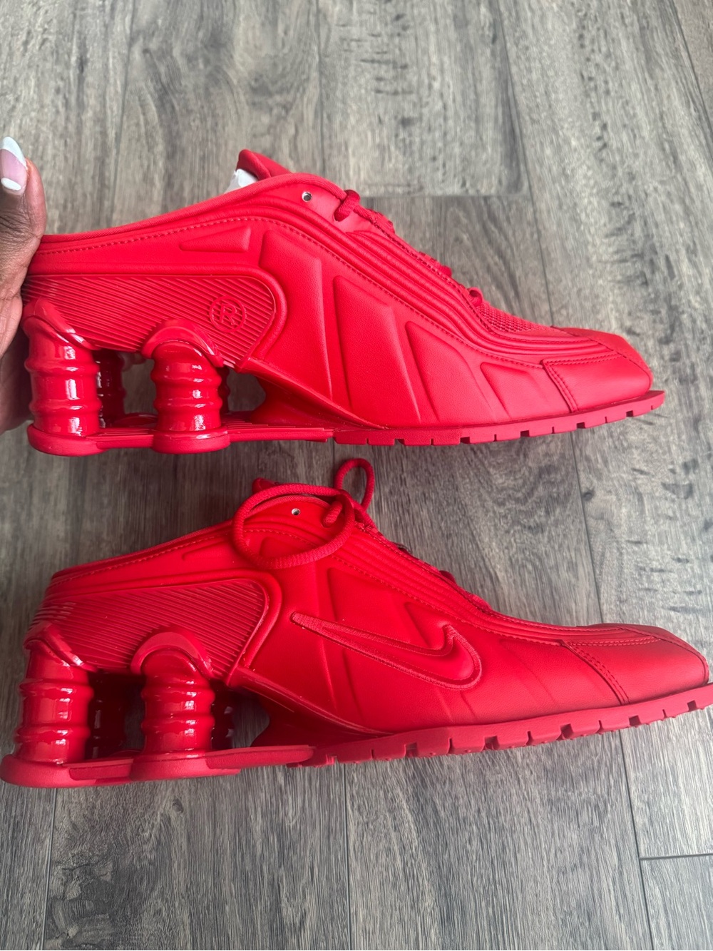 NIKE x MARTINE ROSE MR4 SHOX in RED - Picture 5 of 10